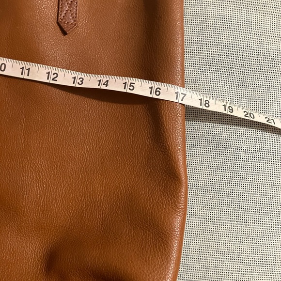 Madewell Transport Tote English Saddle tan leather pebbled bag - Picture 8 of 10